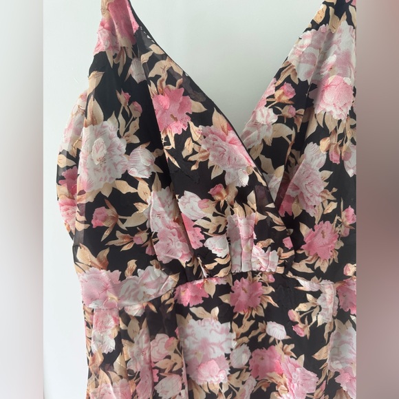 Black Floral Print Mini Dress - Size XL - Picture 3 of 8